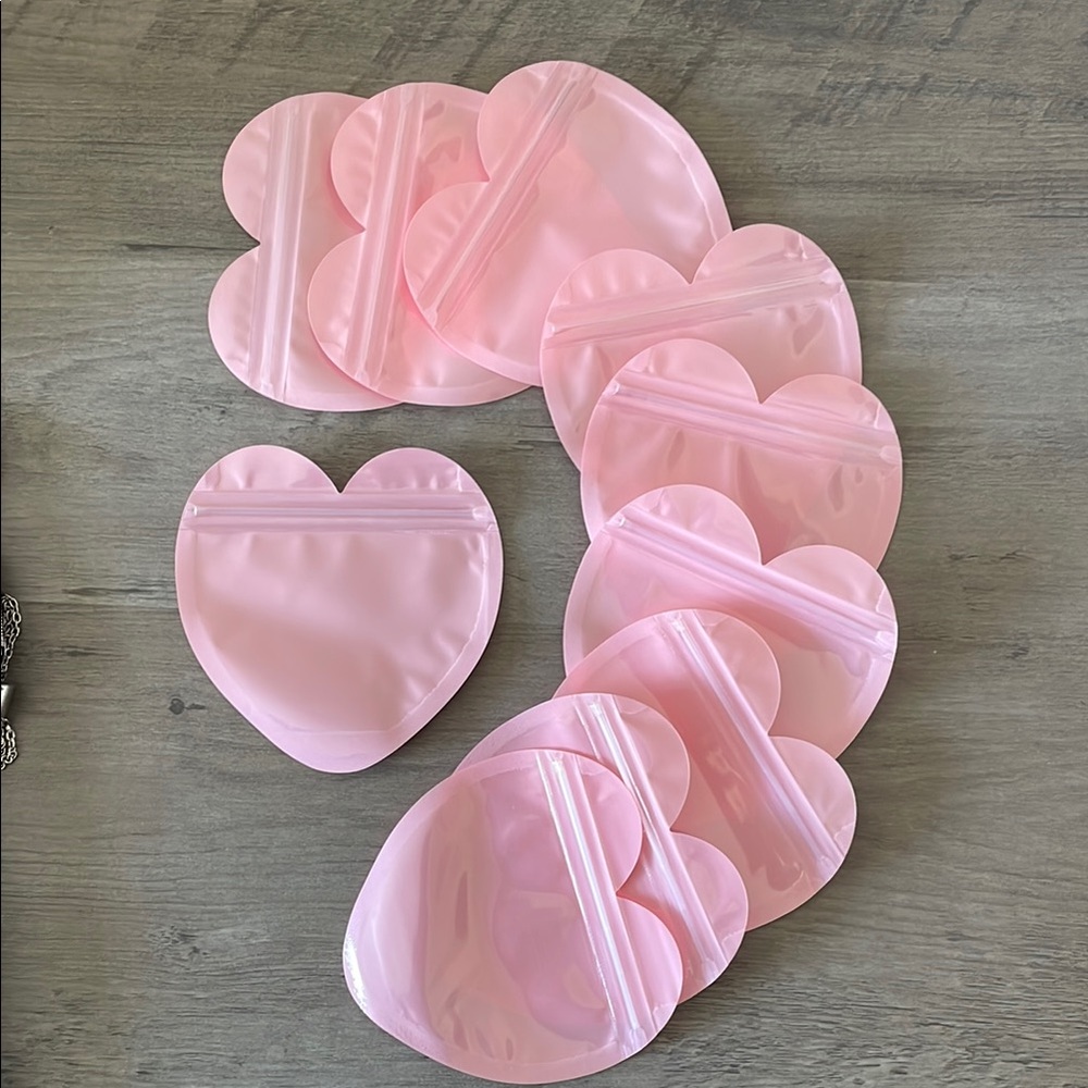 Heart-Shaped Pink Pouches bundle of 10
